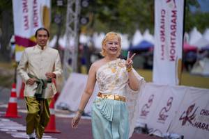 BIB: 
                            <button type="button" onclick="openModal(27888147)" class="btn btn-primary btn-sm float-right btn-popup" data-toggle="modal" data-target=".modal-high-quality">
                        <i class="fas fa-shopping-cart"></i> Add to Cart
                    </button>
                                            <button type="button" onclick="isThisMe(27888147, true)" class="btn btn-success btn-sm float-right btn-popup btn-isme hidden" data-toggle="tooltip" data-placement="bottom" title="นี่คือรูปของคุณใช่ไหม คลิกที่นี่เพื่อเอาเข้าอัลบั้ม">
                        <i class="fas fa-plus"></i> Add to album
                    </button>
                    <button type="button" onclick="isThisMe(27888147, false)" class="btn btn-warning btn-sm float-right btn-popup btn-isnotme hidden">
                        <i class="fas fa-ban"></i> Remove from album
                    </button>